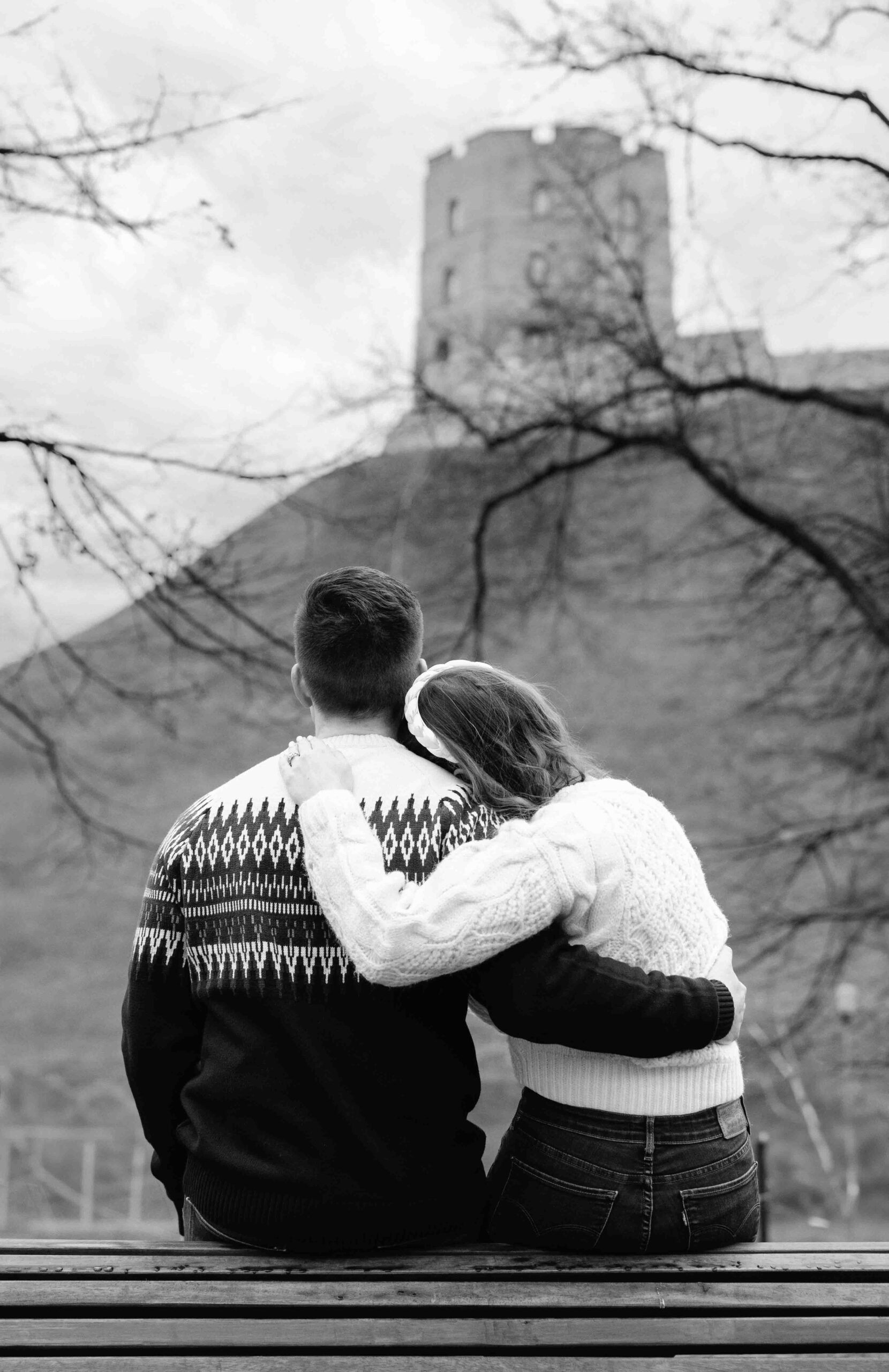 couple photoshoot gediminas tower oldtwon center