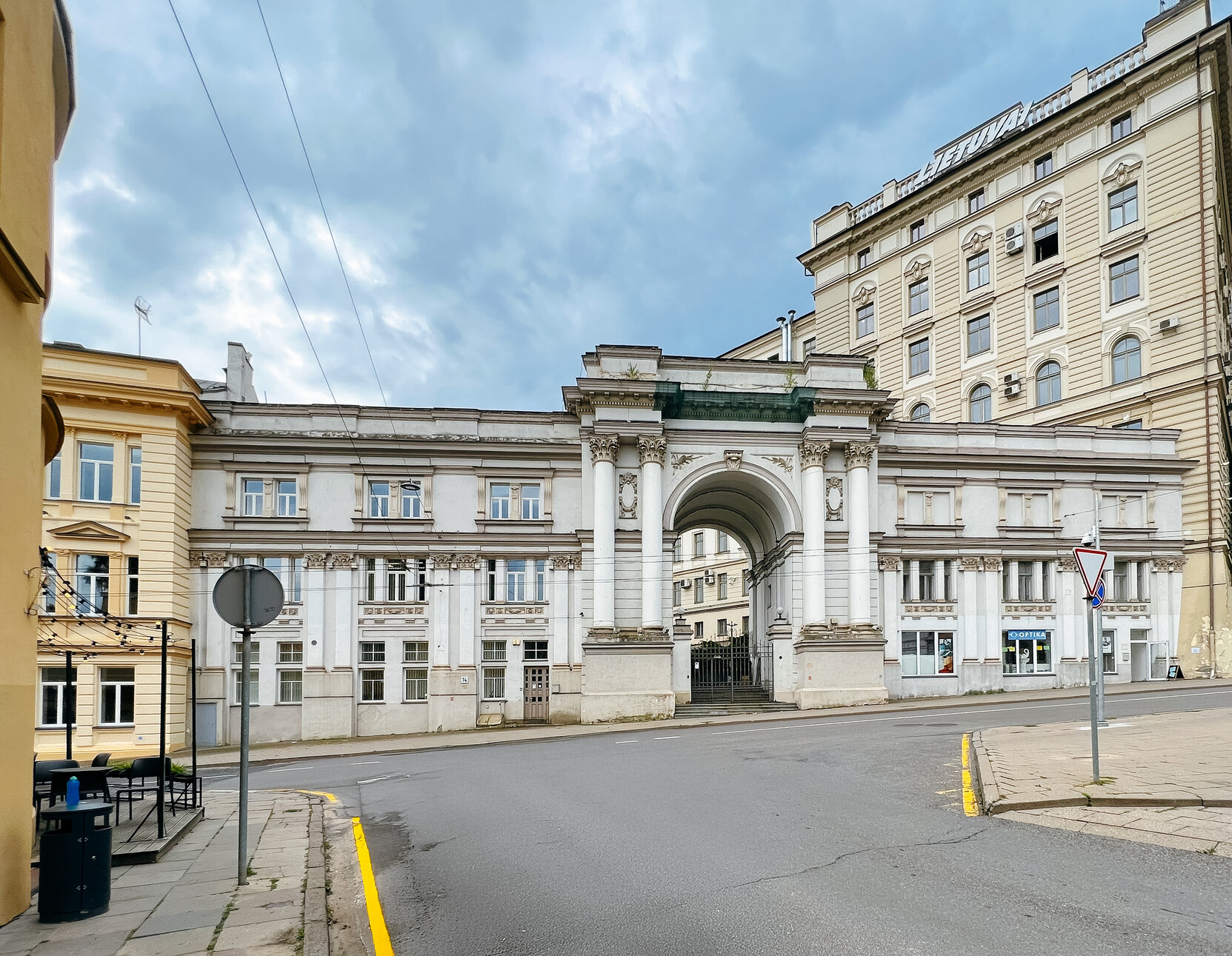 vilnius oldtown views explore