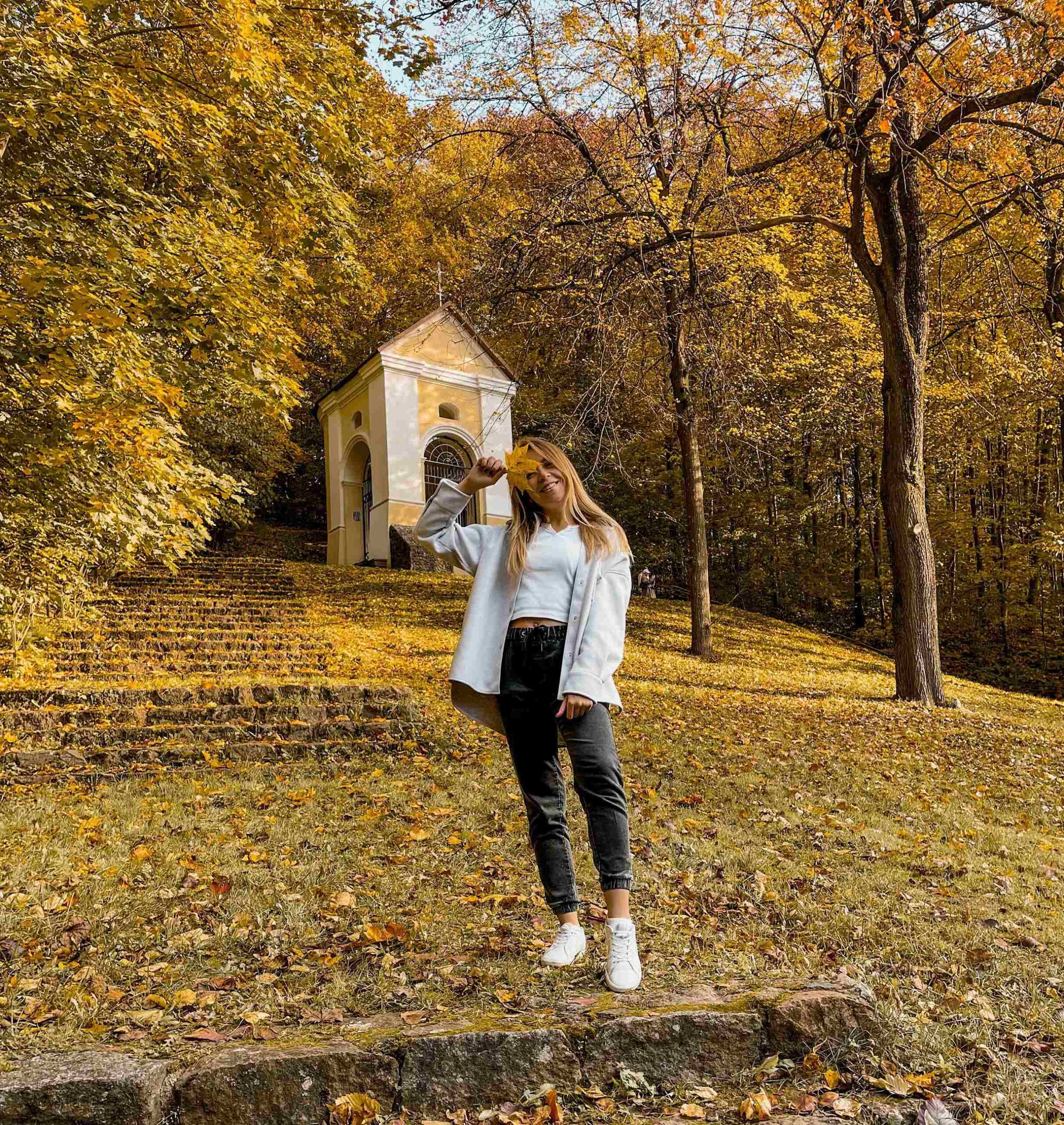 olive hill verkiai vilnius autumn photoshoot