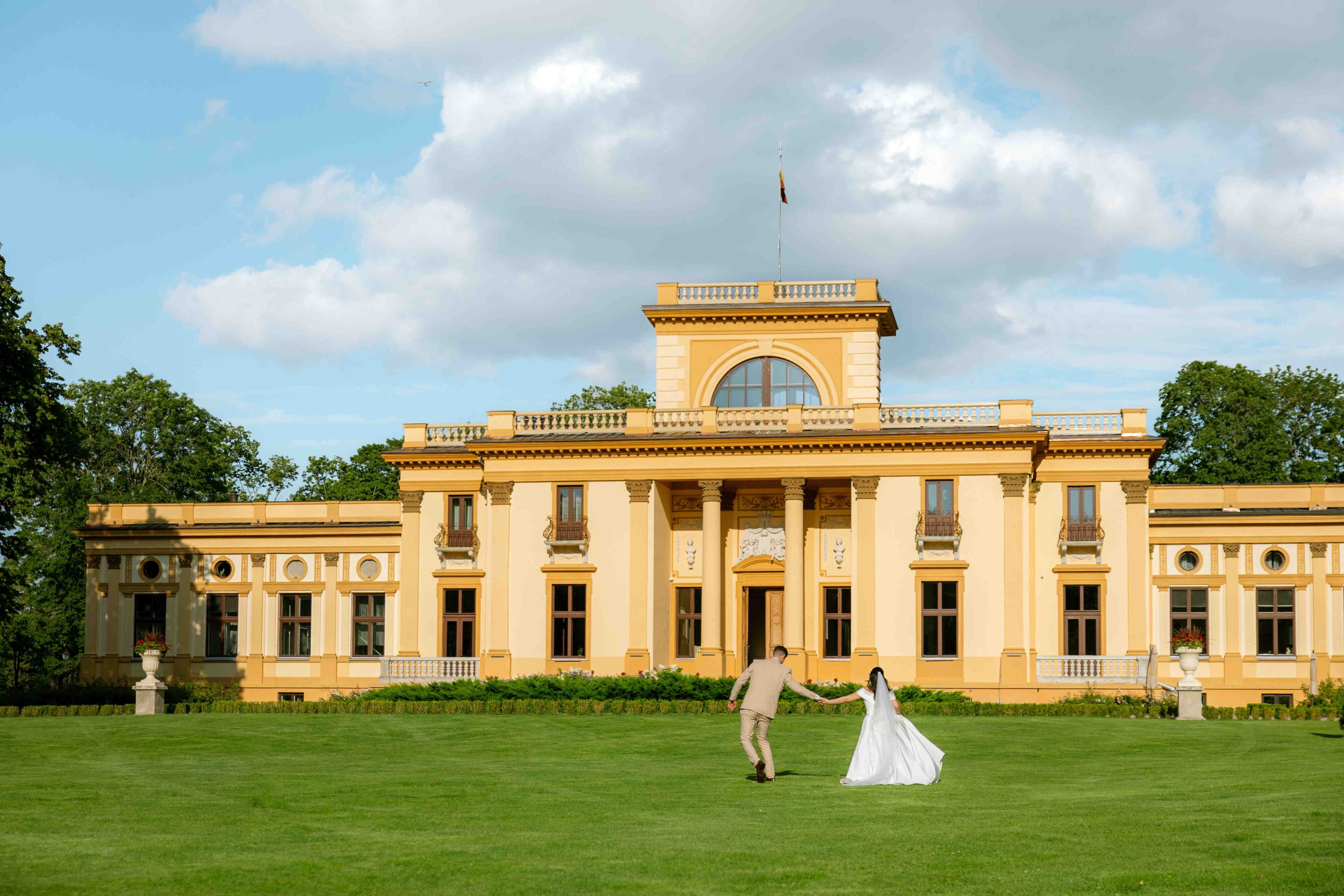 vestuviu fotosesija traku vokes dvare