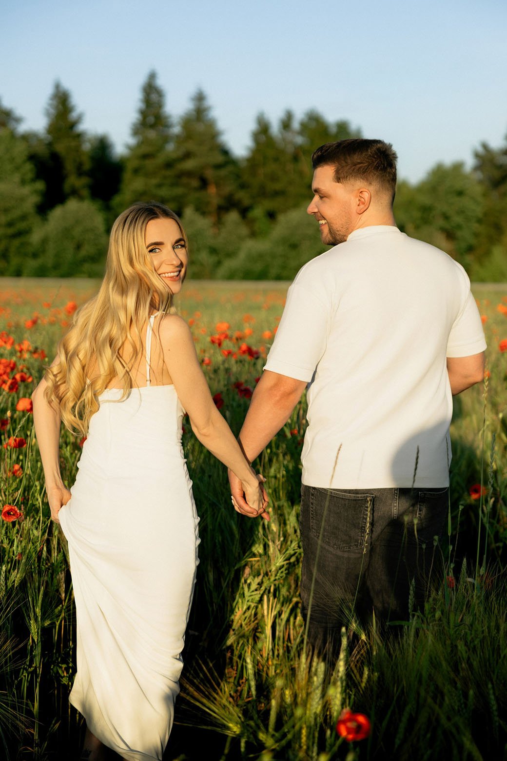 poppy field photoshoot ideas