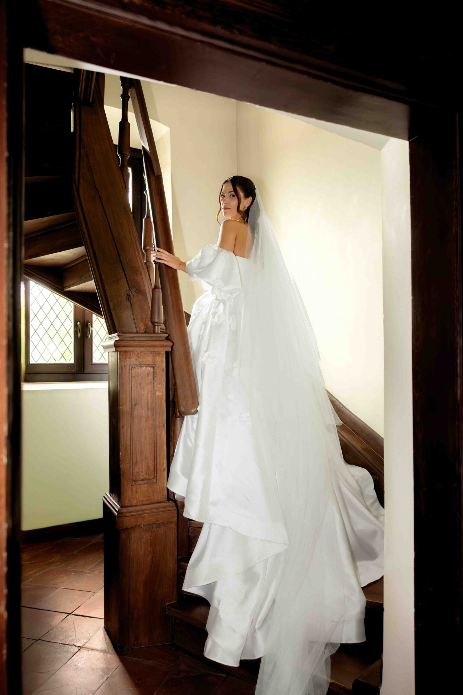 bride photoshoot in monte pacis monastery
