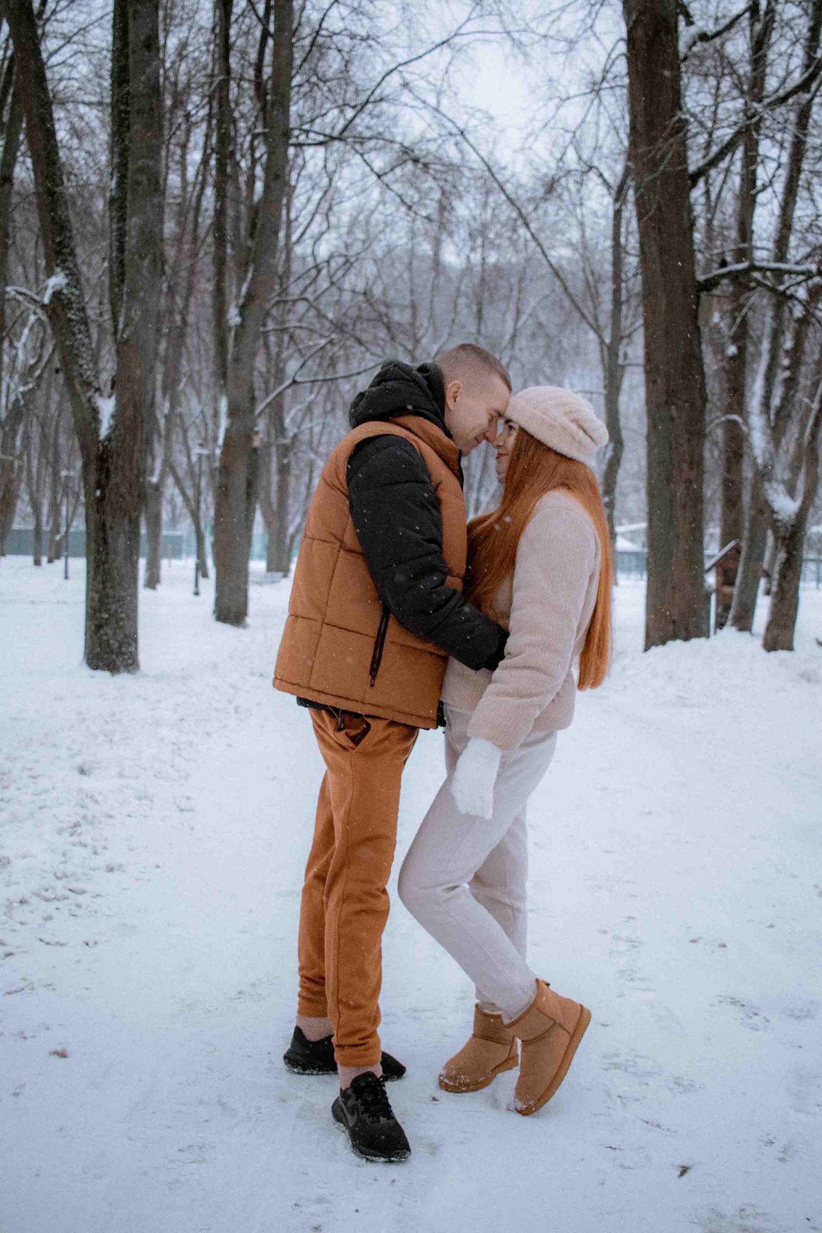 kaledine fotosesija gamtoje sningant