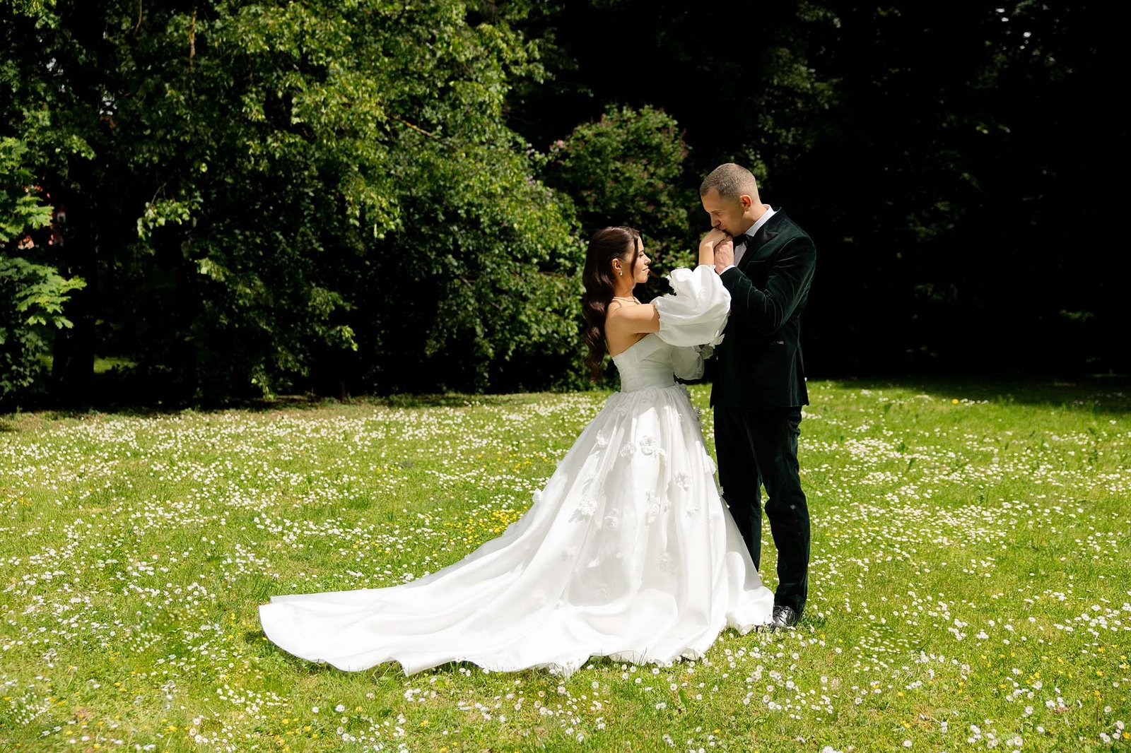 romantic wedding photoshoot in little white flower field summer